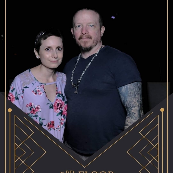 Meet your Posher, Jennifer - Picture 2 of 5